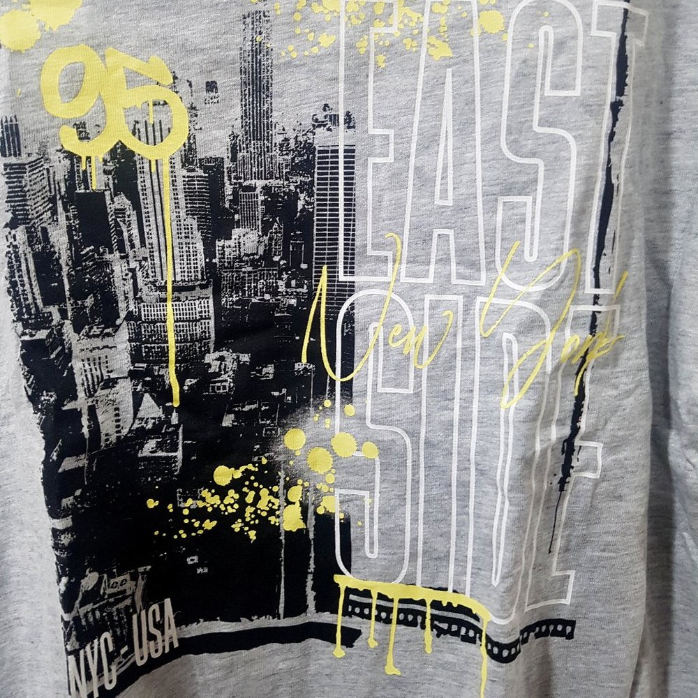 PRIMARK T-SHIRT NYC EAST SIDE LOGO SIZE 8-9YRS